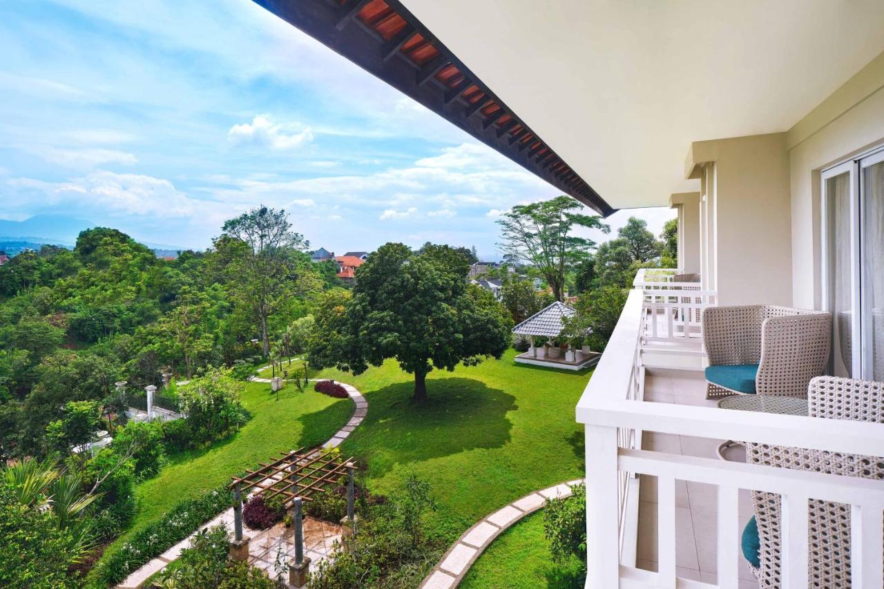 Sheraton Bandung Hotel & Towers Extérieur photo