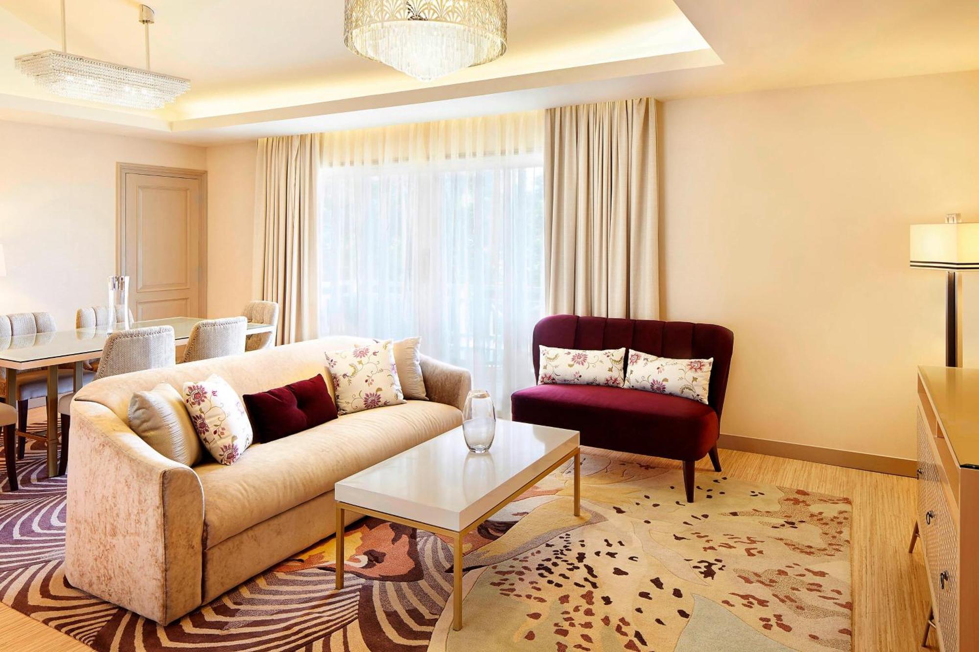 Sheraton Bandung Hotel & Towers Extérieur photo